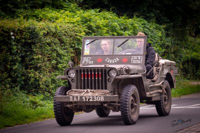 Legerauto's op de Boskwei in Sumar - foto 18
