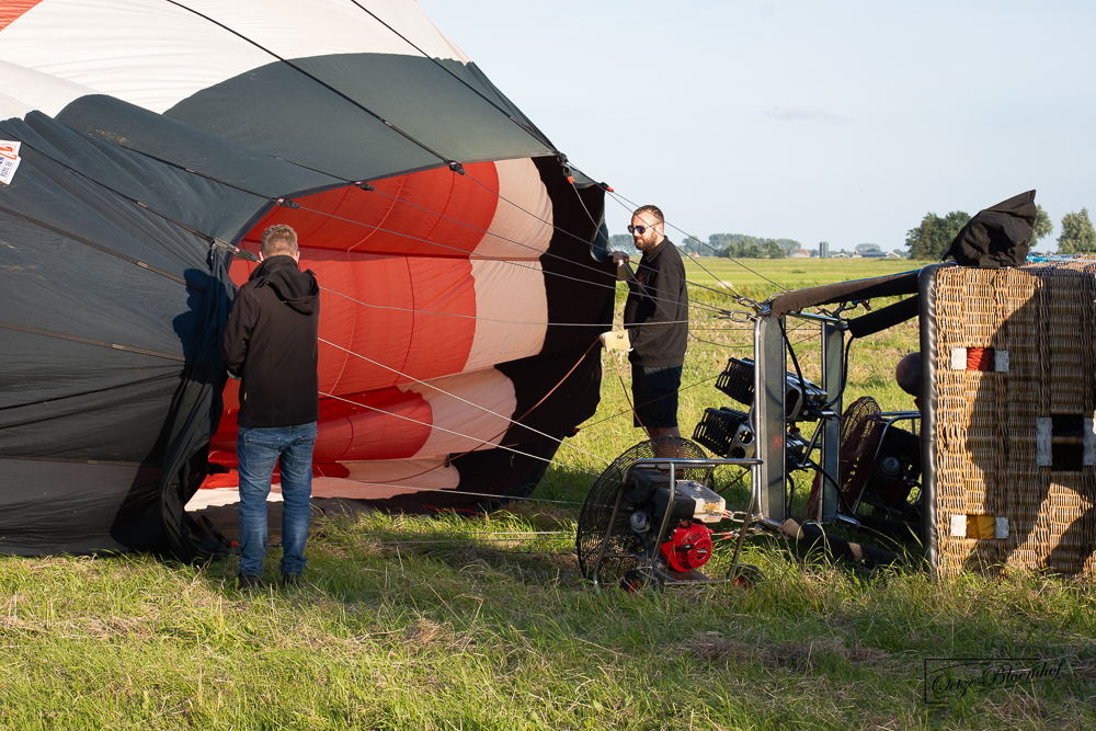 Ballonflecht oer Burgum
